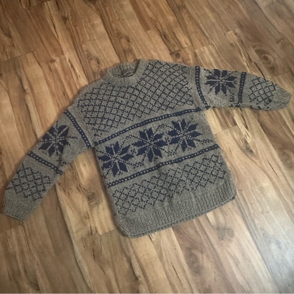Rey Wear Andean Nordic SweaterGray Blue Snowflake Made inEcuador